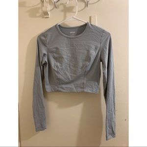 small grey active aerie long sleeve crop